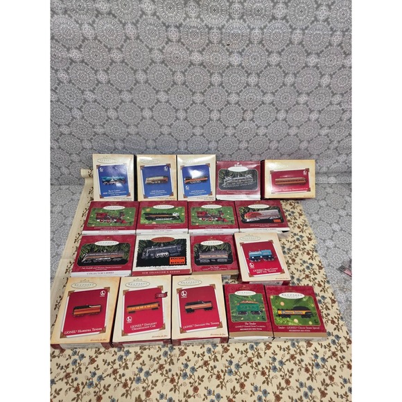 Hallmark Keepsake Lionel Train Ornaments Collection Collector's Series Lot of 18 - Picture 1 of 10